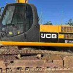 JCB 220