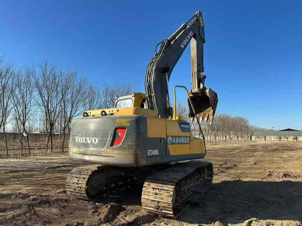 VOLVO EC140DL
