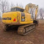 KOMATSU PC130