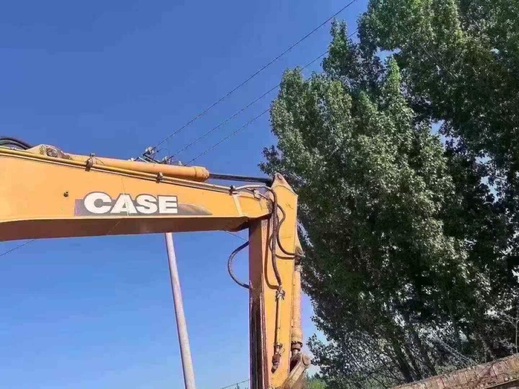 CASE 300 used excavator photo 4