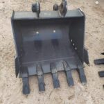 CAT 307, SANY 75, XCMG 75, KOMATSU 60 Excavator Bucket spare parts photo 1