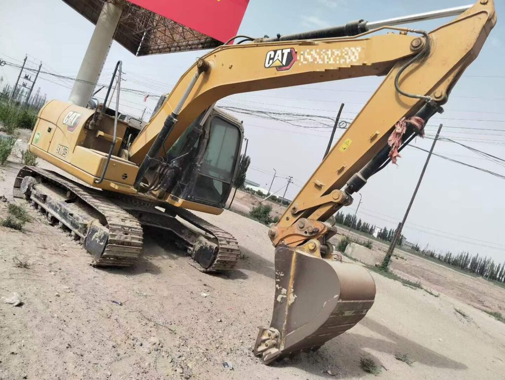 CAT 313 used excavator photo 4