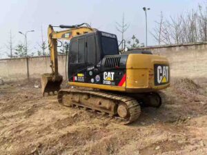 CAT 313D2 used excavator photo 1