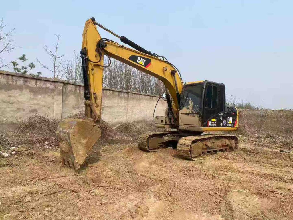 CAT 313D2 used excavator photo 5
