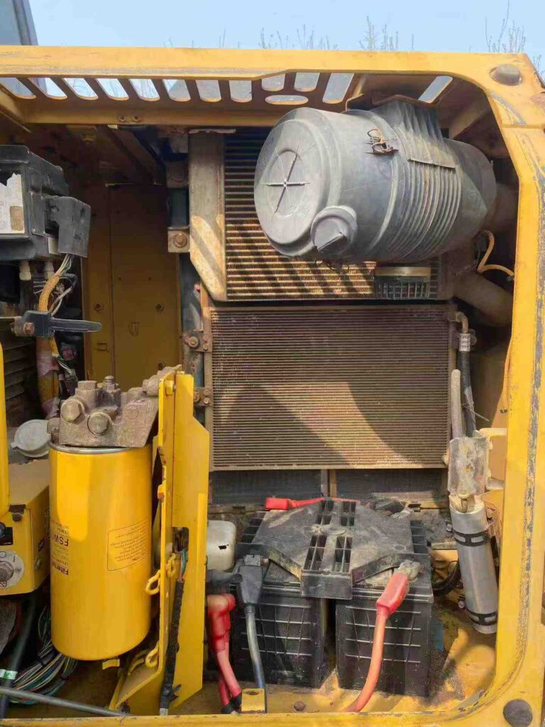 CAT 313D2 used excavator photo 9