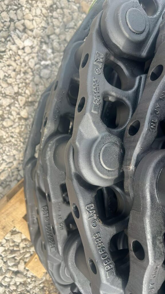 CAT 320, CAT 323 Track Chain Assembly spare parts photo 1