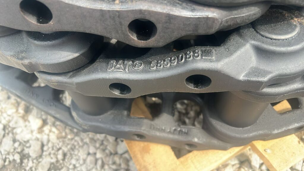 CAT 320, CAT 323 Track Chain Assembly spare parts photo 2
