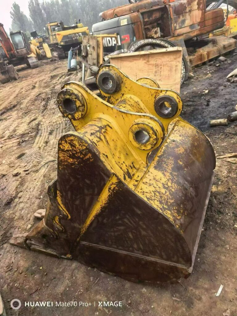 CAT 320 Quick Coupler / Hydraulic Breaker spare parts photo 1