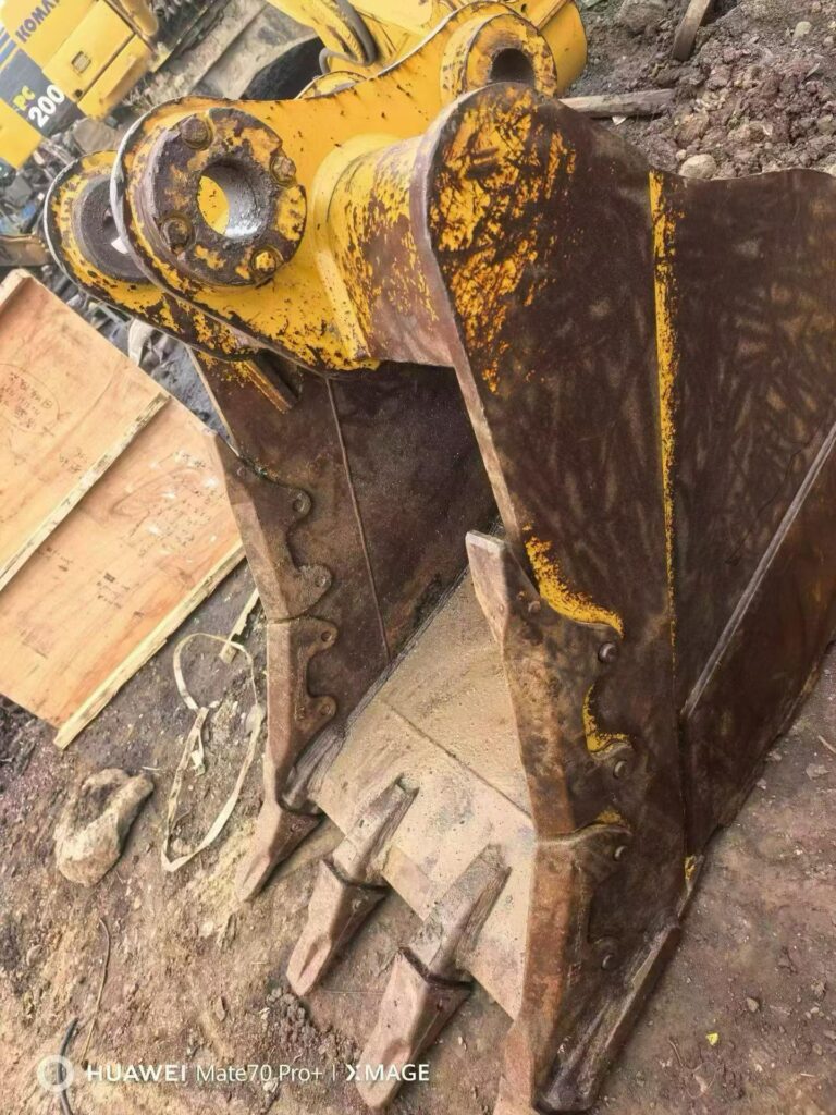 CAT 320 Quick Coupler / Hydraulic Breaker spare parts photo 3