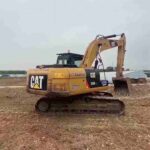 CAT 320D2 used excavator photo 2
