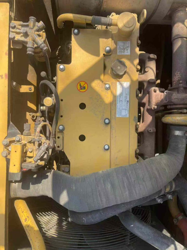 CAT 320D2 used excavator photo 7