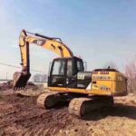CAT 320D2L used excavator photo 3