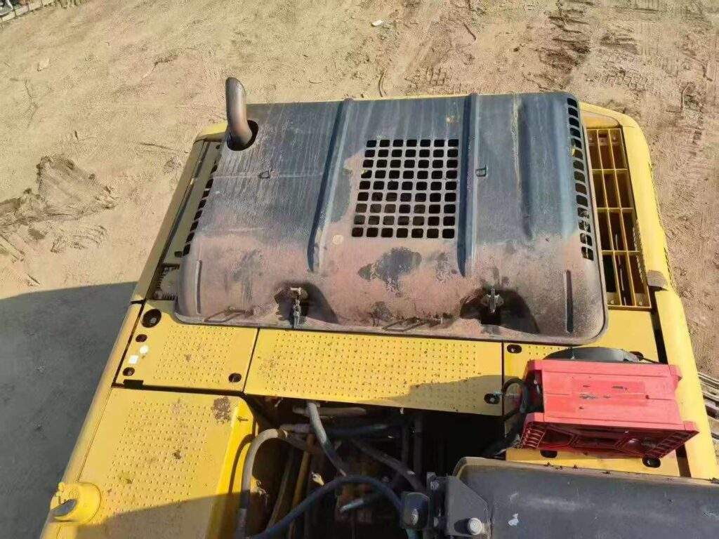 CAT 323 used excavator photo 4