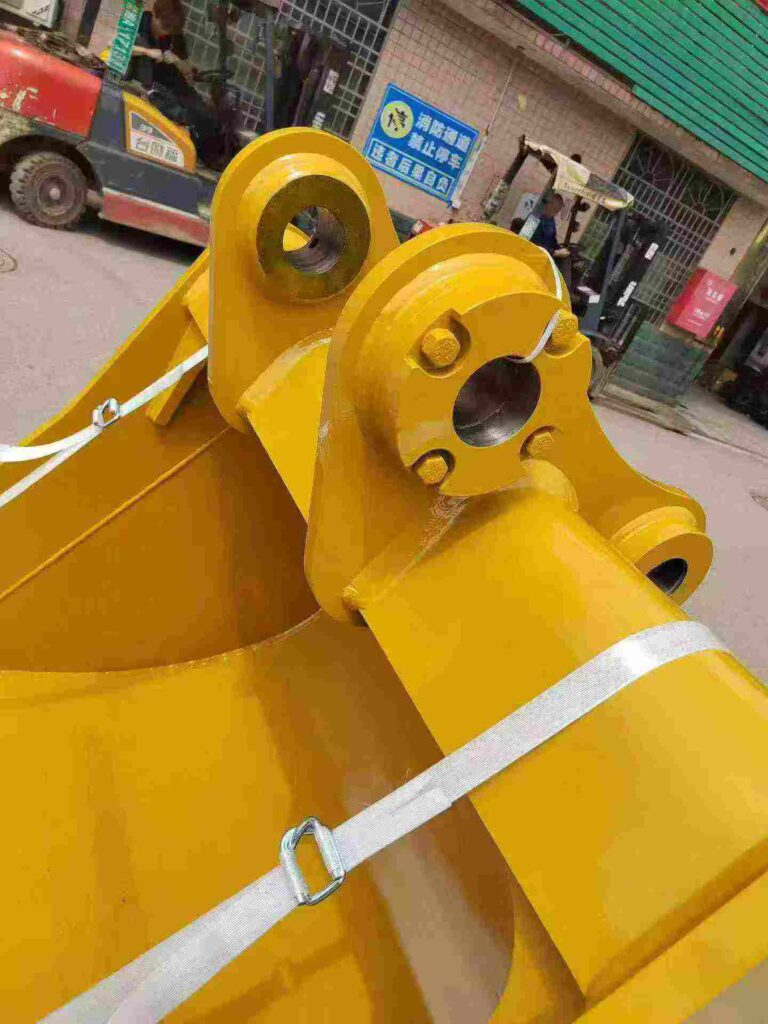 CAT 323 Excavator Bucket spare parts photo 7