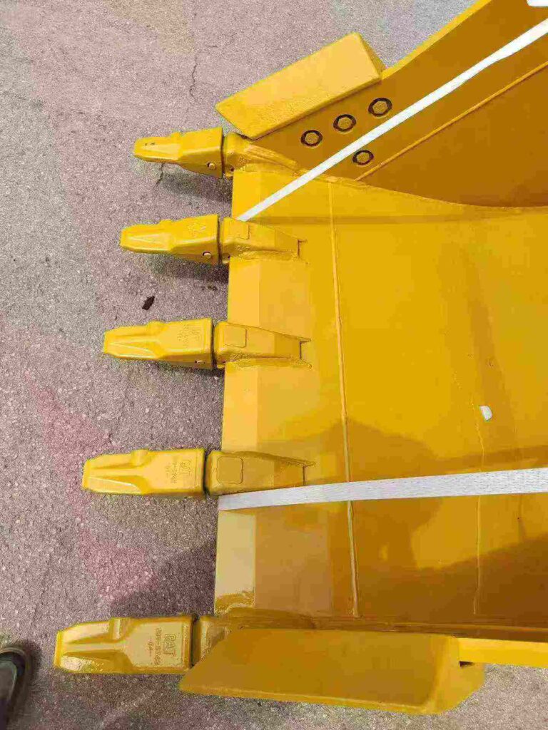 CAT 323 Excavator Bucket spare parts photo 8