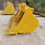 CAT 323 Excavator Bucket spare parts photo 3