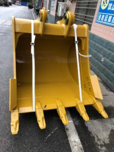 CAT 323 Excavator Bucket spare parts photo 1
