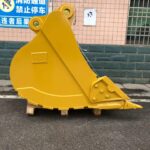 CAT 323 Excavator Bucket spare parts photo 2