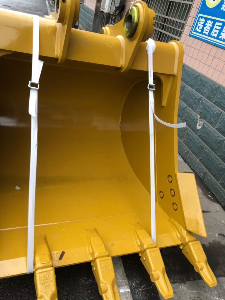 CAT 323 Excavator Bucket spare parts photo 6