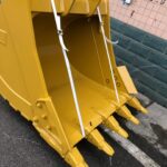 CAT 323 Excavator Bucket spare parts photo 7