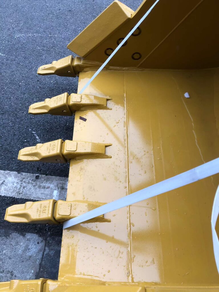 CAT 323 Excavator Bucket spare parts photo 9