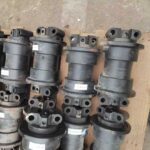 CAT 323 Track Roller spare parts photo 3