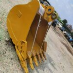CAT 324 Excavator Bucket spare parts photo 8