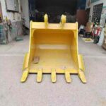 CAT 330 Excavator Bucket spare parts photo 1