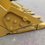 CAT 330 Excavator Bucket spare parts photo 5