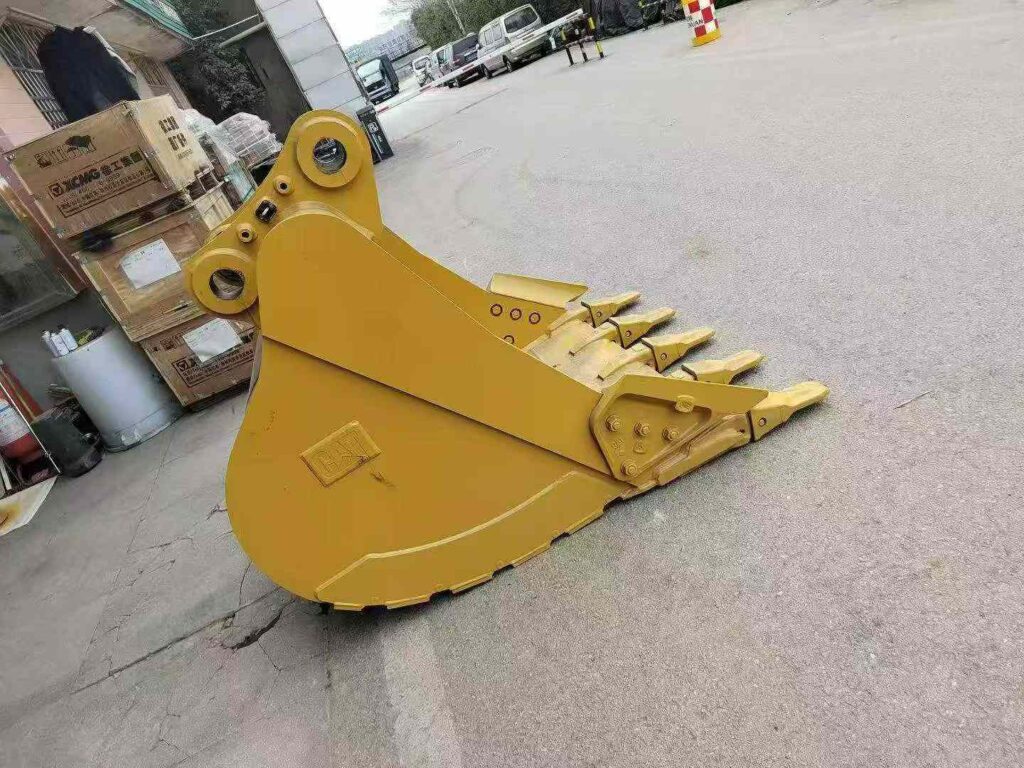 CAT 330 Excavator Bucket spare parts photo 8