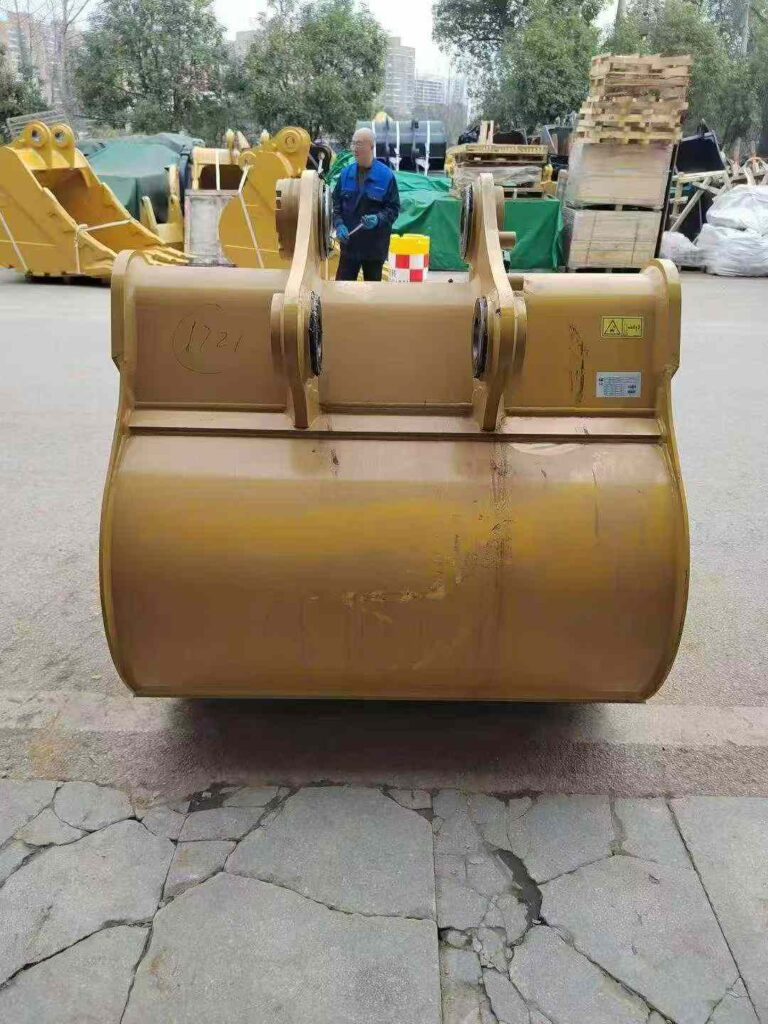 CAT 330 Excavator Bucket spare parts photo 9