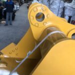 CAT 330 Excavator Bucket spare parts photo 8