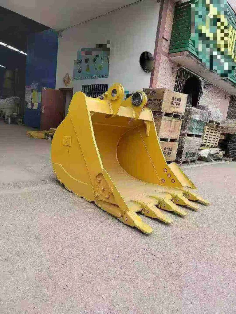 CAT 330 Excavator Bucket spare parts photo 3