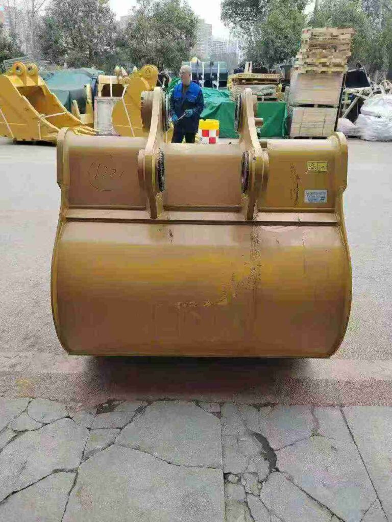 CAT 330 Excavator Bucket spare parts photo 9