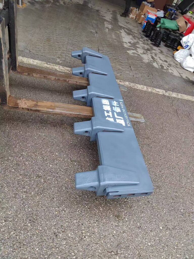 CAT 330, XCMG 370, XCMG 550, VOLVO 480 Excavator Bucket spare parts photo 2