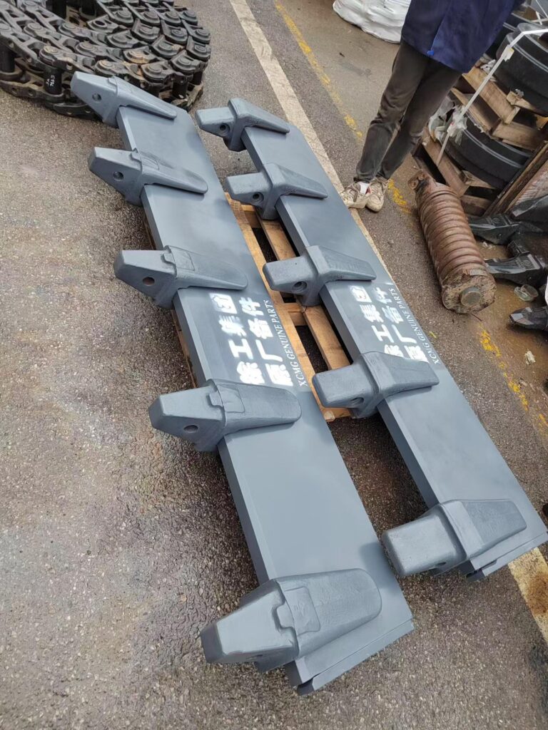 CAT 330, XCMG 370, XCMG 550, VOLVO 480 Excavator Bucket spare parts photo 4