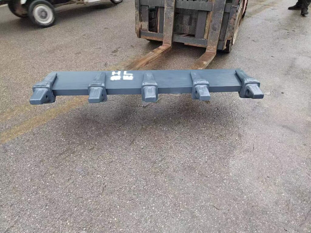 CAT 330, XCMG 370, XCMG 550, VOLVO 480 Excavator Bucket spare parts photo 6
