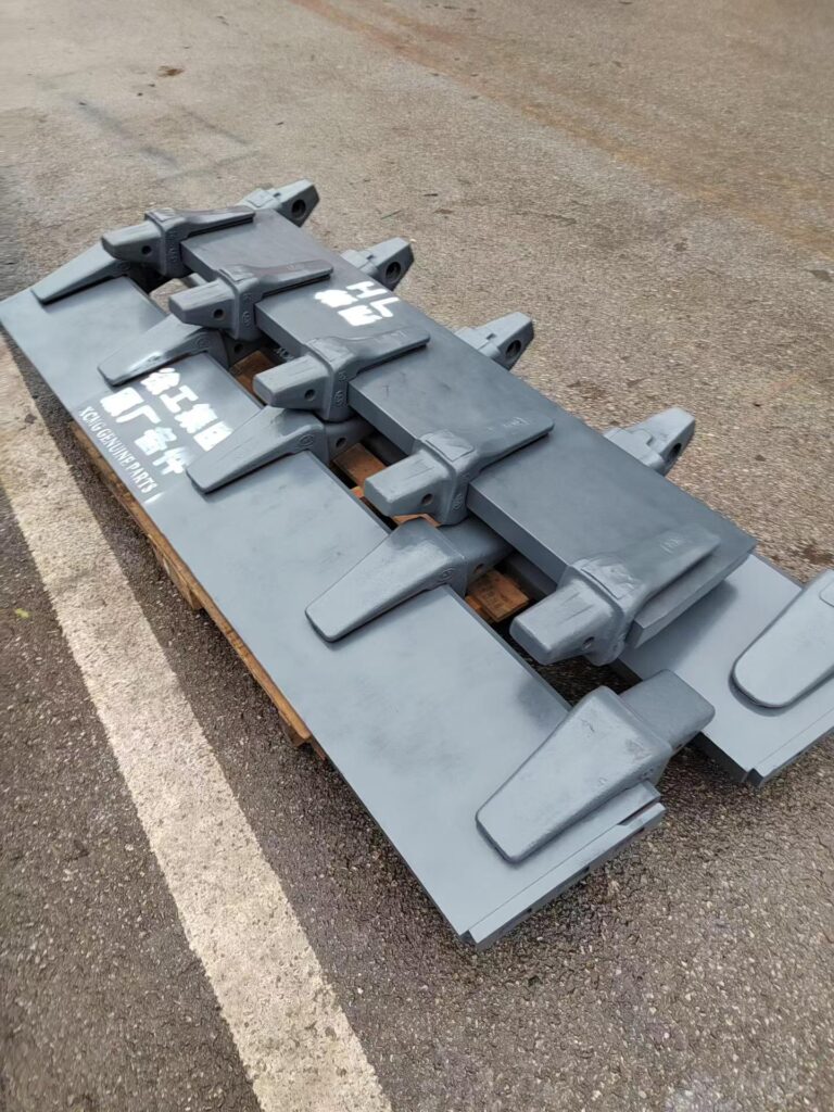 CAT 330, XCMG 370, XCMG 550, VOLVO 480 Excavator Bucket spare parts photo 7
