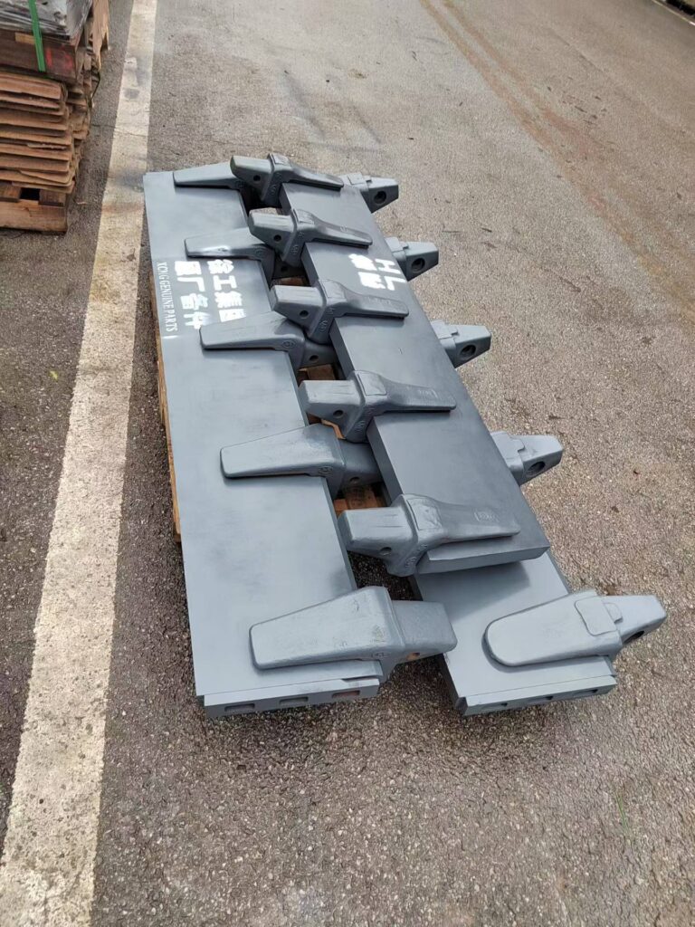 CAT 330, XCMG 370, XCMG 550, VOLVO 480 Excavator Bucket spare parts photo 9
