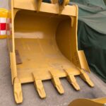 CAT 336, CAT 330 Excavator Bucket spare parts photo 7