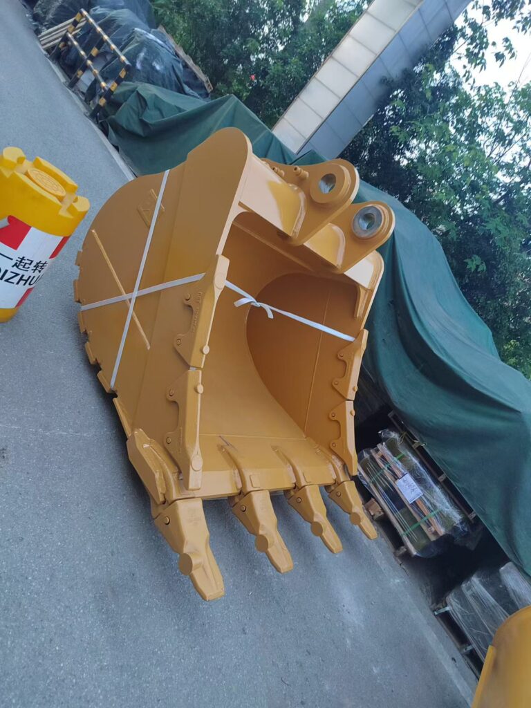 CAT 336, CAT 349 Excavator Bucket spare parts photo 2