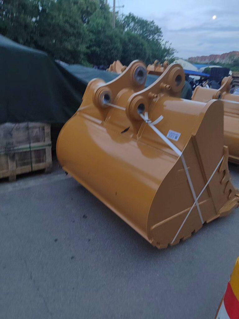 CAT 336, CAT 349 Excavator Bucket spare parts photo 5