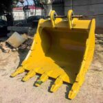 CAT 336 Excavator Bucket spare parts photo 1