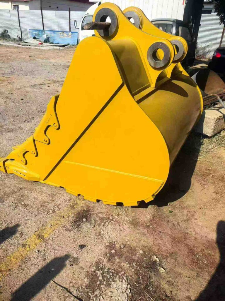 CAT 336 Excavator Bucket spare parts photo 3