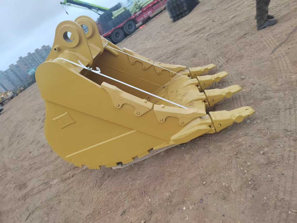 CAT 336 Excavator Bucket spare parts photo 4