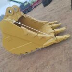 CAT 336 Excavator Bucket spare parts photo 4