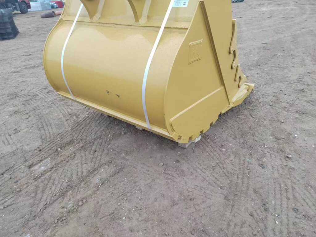 CAT 336 Excavator Bucket spare parts photo 8