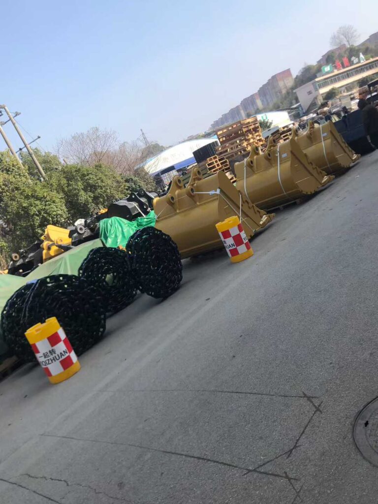 CAT 336, SANY 485 Excavator Bucket spare parts photo 8