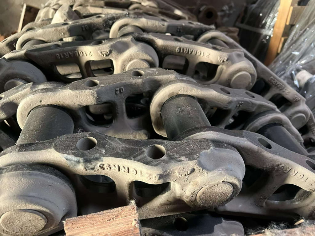 CAT 336 Track Chain Assembly spare parts photo 1
