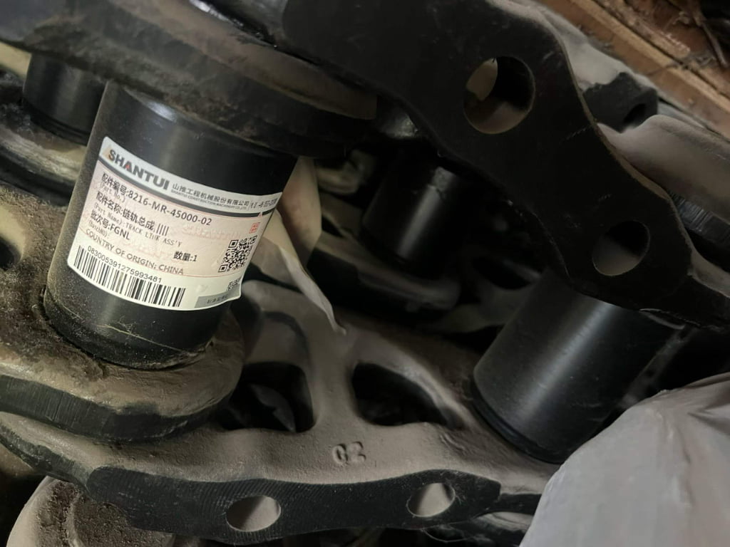 CAT 336 Track Chain Assembly spare parts photo 3